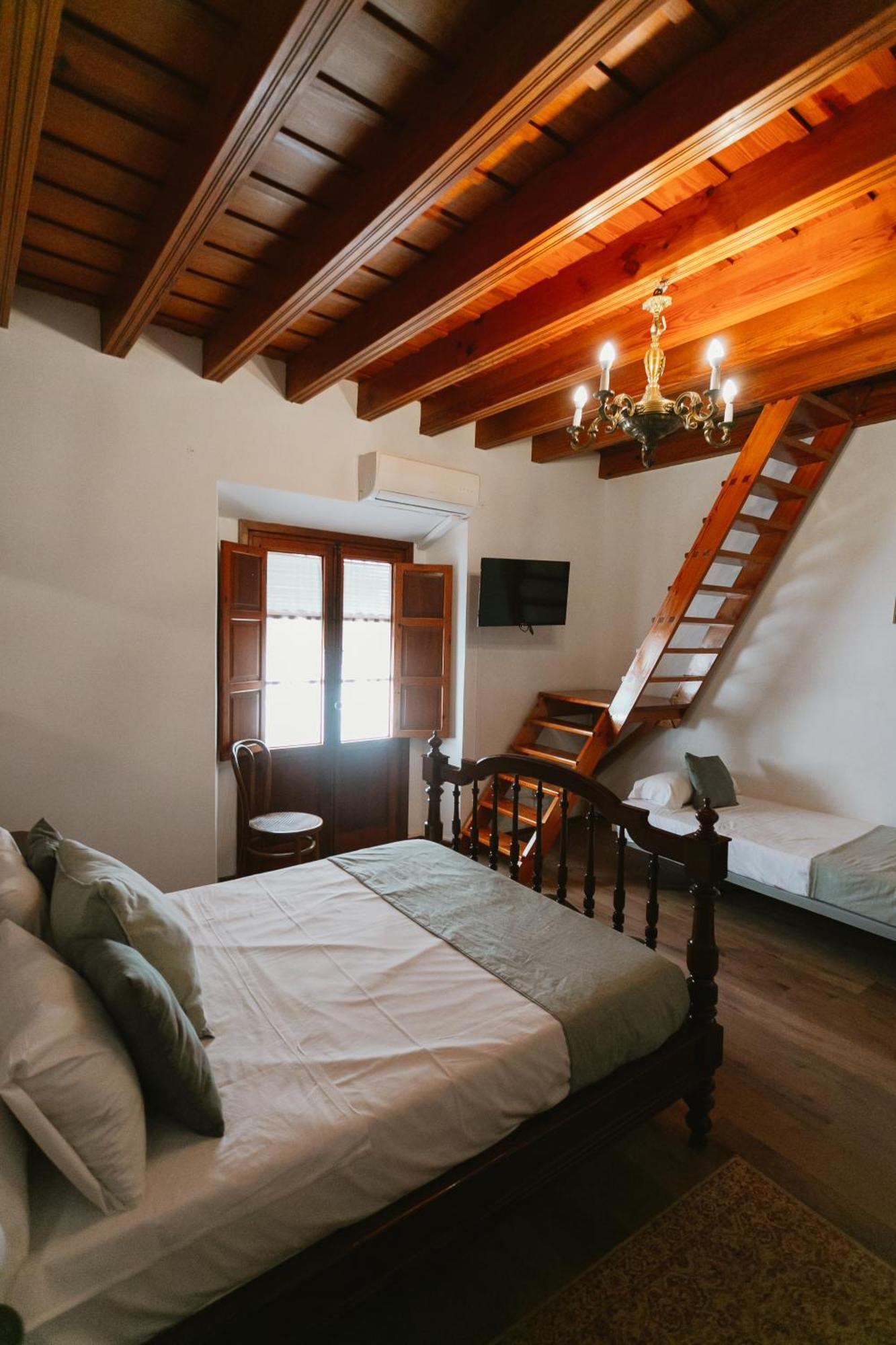 Komodo Casa Maravillas Rooms Σεβίλλη Εξωτερικό φωτογραφία