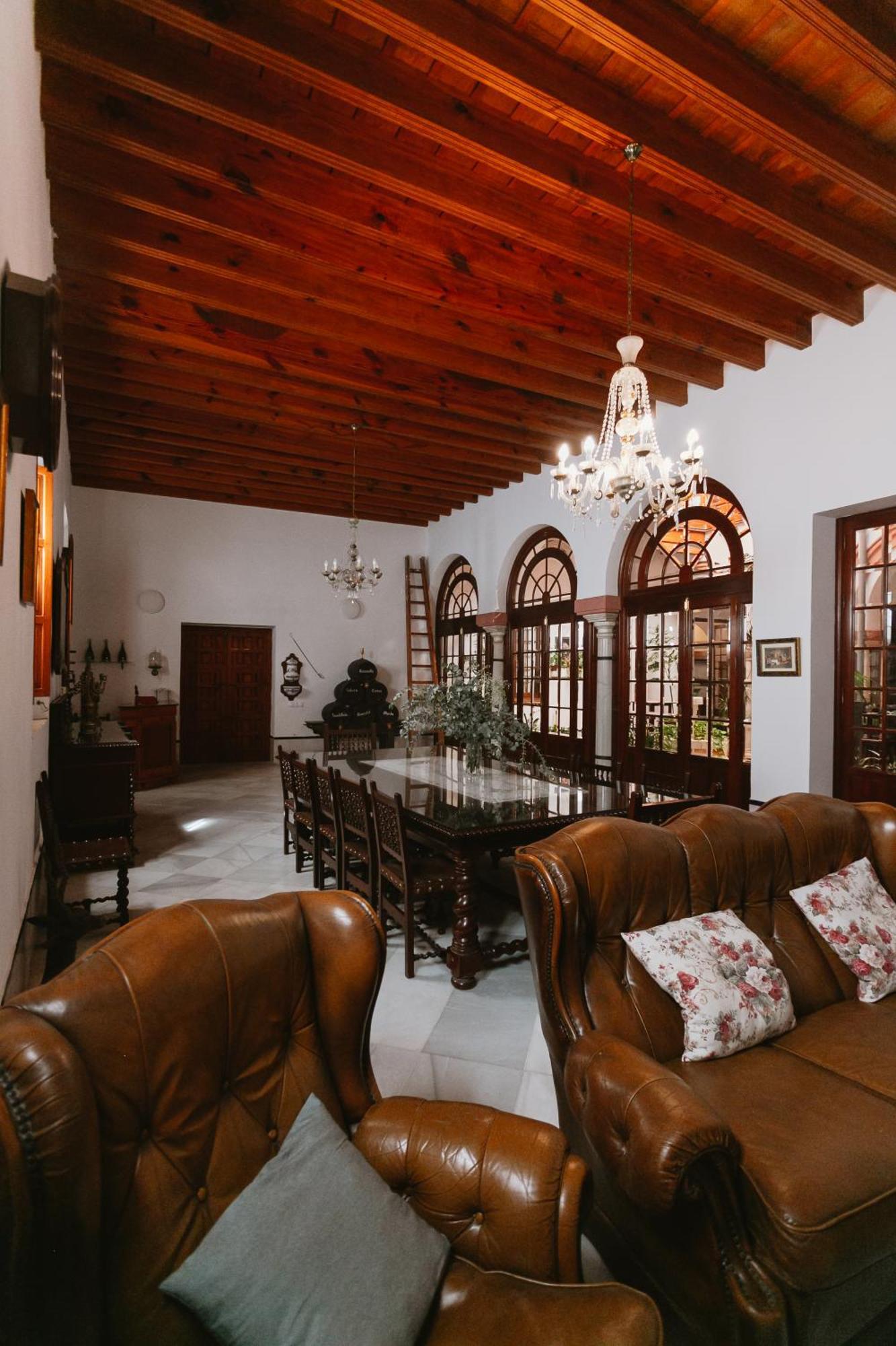 Komodo Casa Maravillas Rooms Σεβίλλη Εξωτερικό φωτογραφία